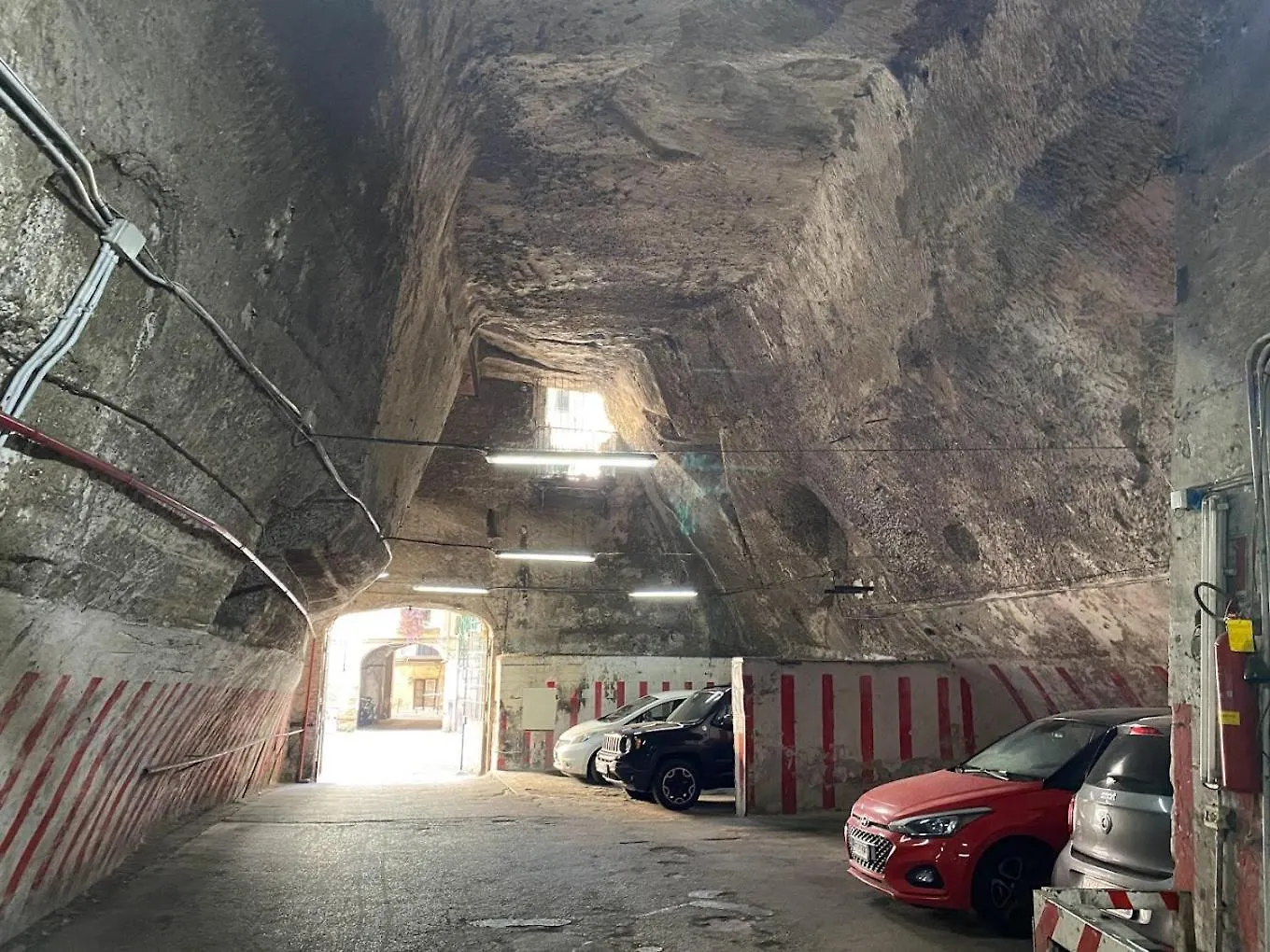Casetta Correra Relax Con Terrazzo E Confortevole Smart Working Nel Centro Di Napoli